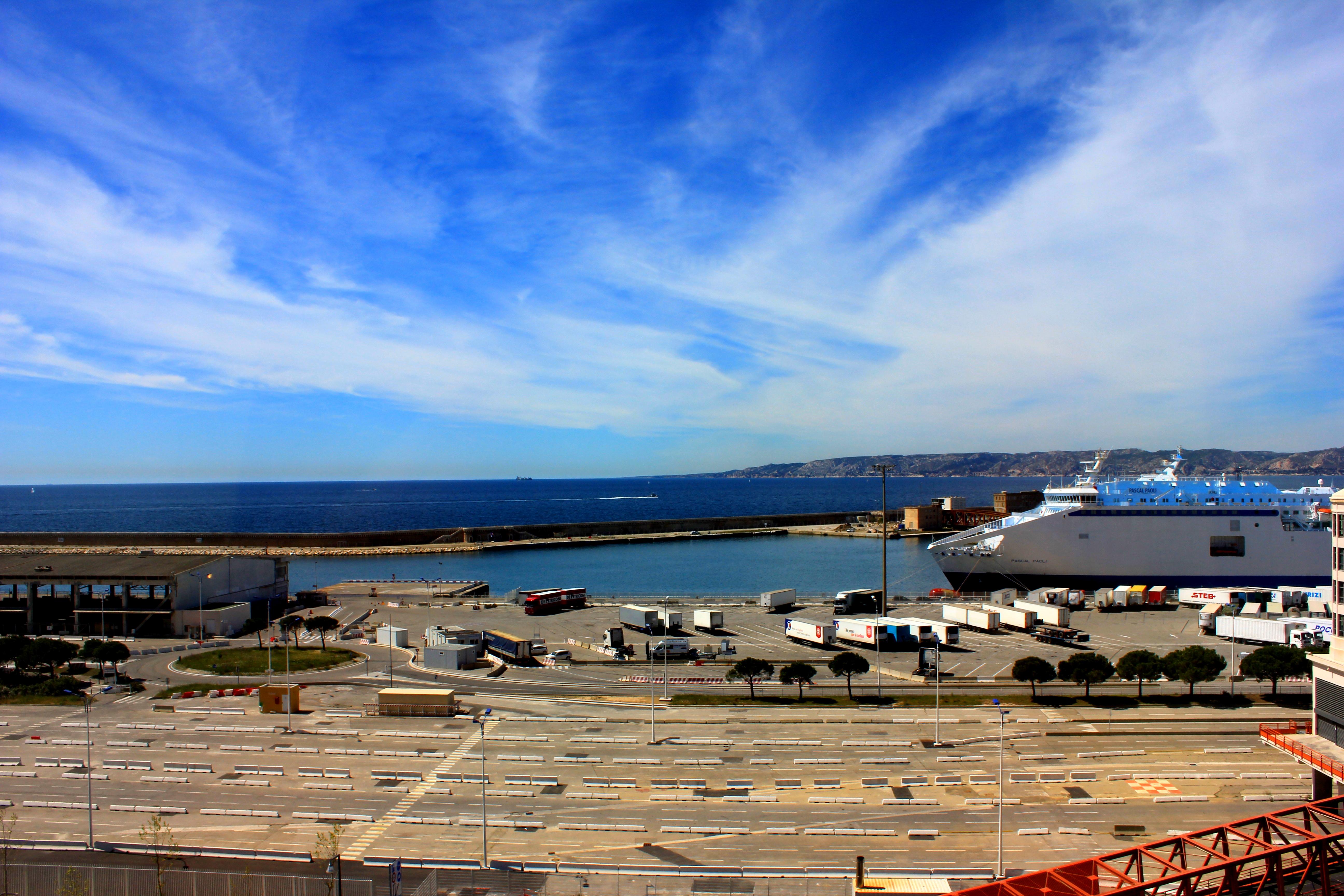 Golden Tulip Marseille Euromed Otel Dış mekan fotoğraf