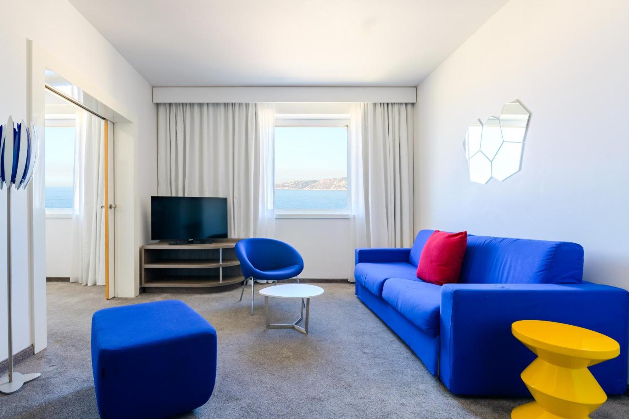 Golden Tulip Marseille Euromed Otel Dış mekan fotoğraf